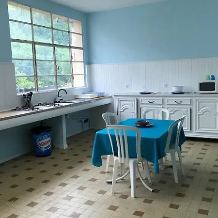 キャンプ場 Chalet Avec Terrasse - 2 Pers. - Api-1-52-1592 *