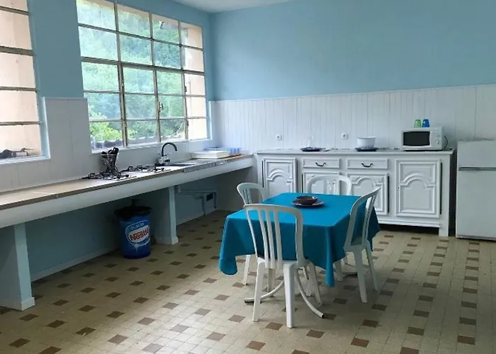 キャンプ場 Chalet Avec Terrasse - 2 Pers. - Api-1-52-1592 *